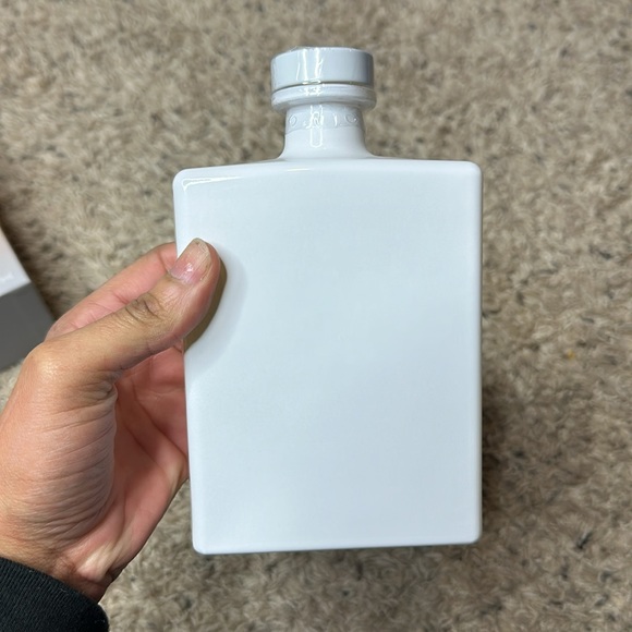 ELORO modern holiday pine reed diffuser NWT - Picture 7 of 9